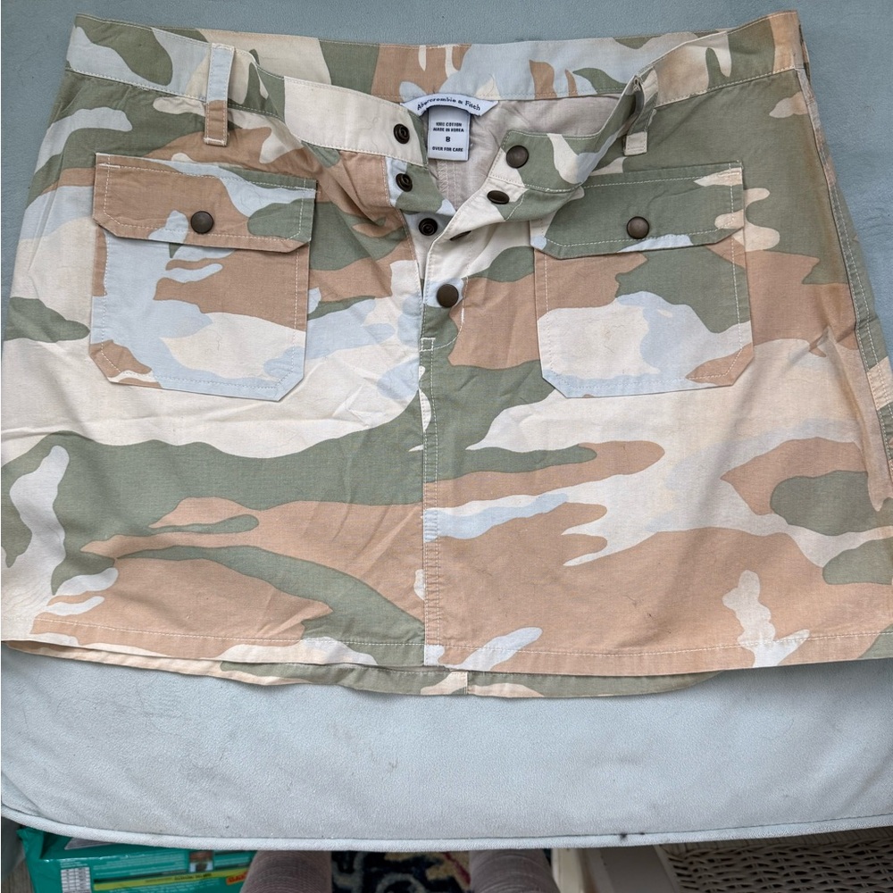Vintage Abercrombie & Fitch Camo Mini Skirt – Y2K Utility Style Sz 8